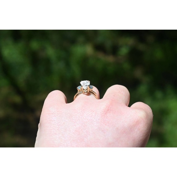 Raw Stone Ring, Bohemian Ring, Unique gift for Her, Raw Crystal Ring - Picture 5 of 8